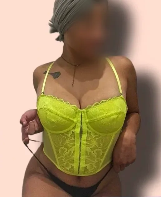 Iman, 27